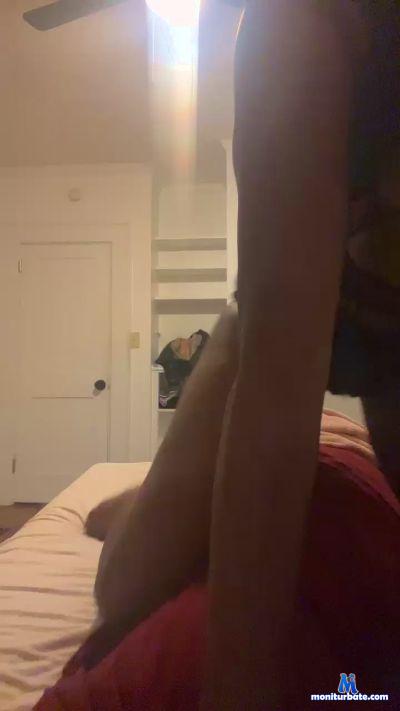 AriiLoveexx cam4 bicurious performer from United States of America amateur ebony lesbian thick sweet 