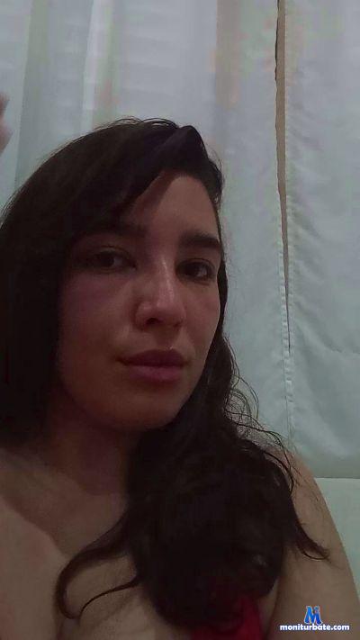 mayra52 cam4 bicurious performer from Argentine Republic  