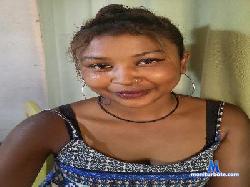 lalunerajelia cam4 live cam performer profile