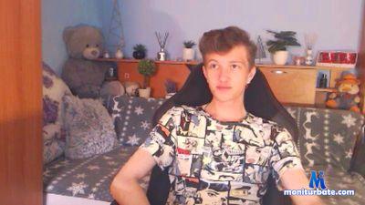 catyouth cam4 gay performer from United States of America slim teen bigcock rollthedice gay 