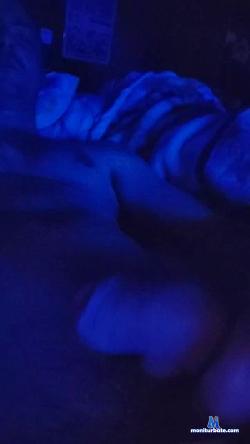 manuguns cam4 live cam performer profile