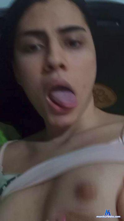 luci69hot cam4 bicurious performer from Republic of Italy  
