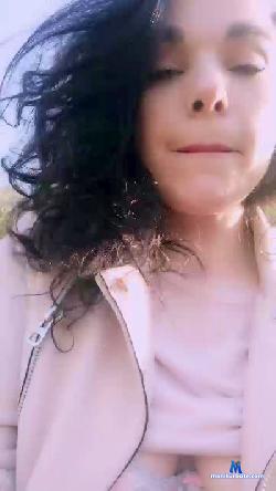 Bettina91 cam4 live cam performer profile