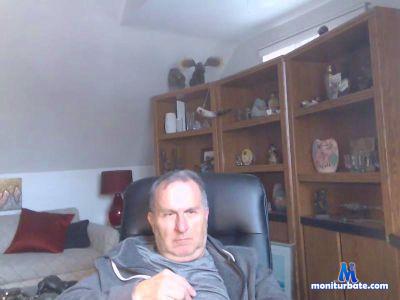 david1089 cam4 straight performer from Republic of Colombia  