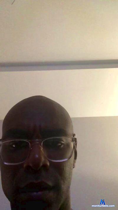eaze42 cam4 bicurious performer from United States of America  