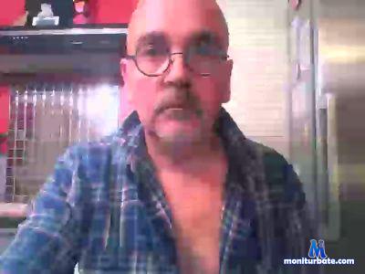FABHOM69 cam4 bicurious performer from French Republic  