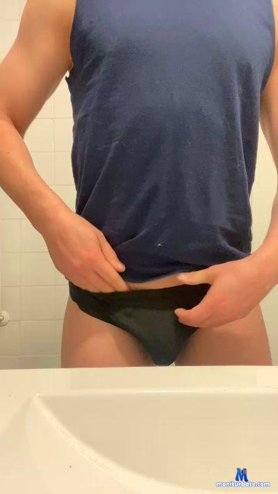 Alexishot777 cam4 gay performer from Kingdom of Spain  