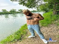 HairyCoupleAY cam4 live cam performer profile