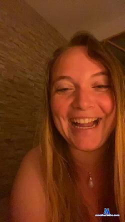 SoCoKiiine cam4 live cam performer profile