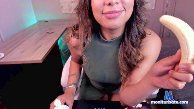 sweetsofiiaa cam4 bisexual performer from Argentine Republic armpits masturbation striptease cute ass spanking feet 