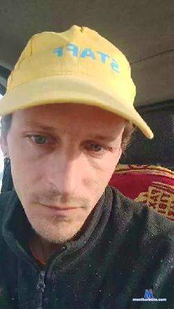 18bello cam4 live cam performer profile