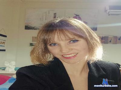 Olesia_gatta1 cam4 straight performer from Republic of Italy ass feet 