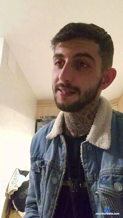 Baddboyy666 cam4 straight performer from Kingdom of Spain  