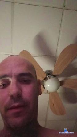 Charyyzeus cam4 live cam performer profile