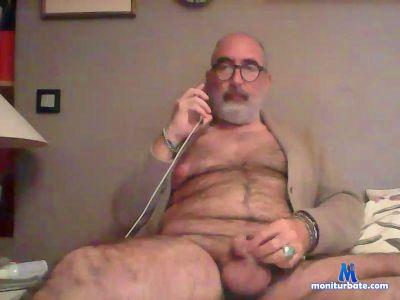 orsocaldo2 cam4 gay performer from Republic of Italy  