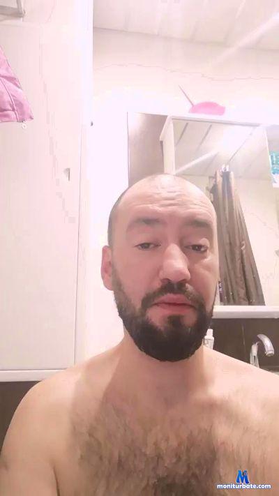 Avgust cam4 gay performer from Russian Federation  