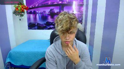 indialinda cam4 bisexual performer from Federative Republic of Brazil  
