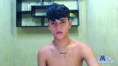 Guy_horny9i cam4 gay performer from United States of America  