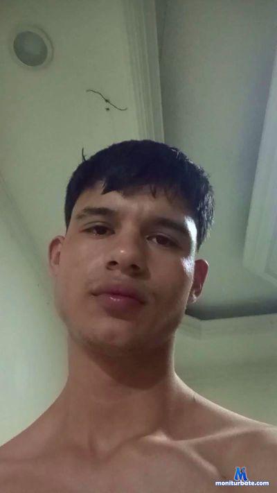 luder39 cam4 straight performer from Republic of Colombia  