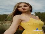 LynetteAxtell cam4 livecam show performer room profile