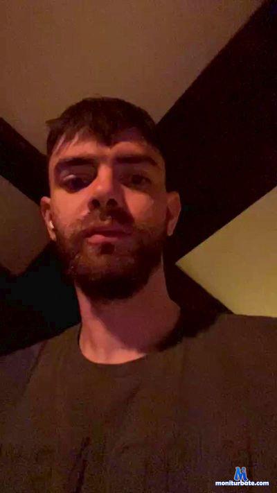thomas7100 cam4 bisexual performer from French Republic  