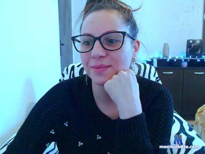 abimand cam4 bicurious performer from Kingdom of Denmark livetouch 