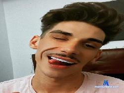 danielhotttie cam4 live cam performer profile