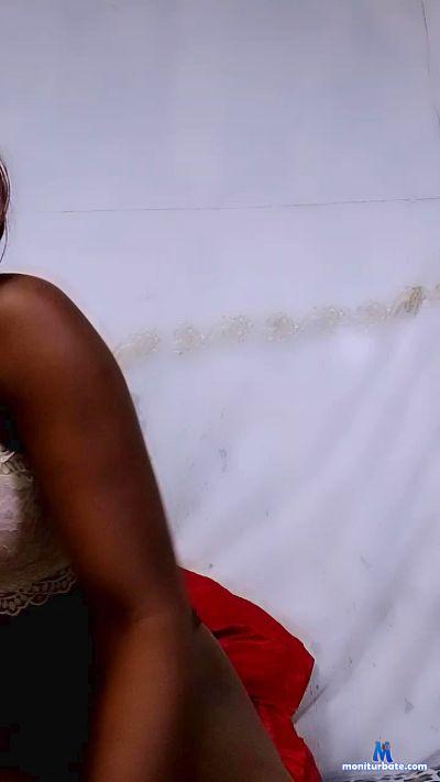 ameline1 cam4 straight performer from Republic of Madagascar  