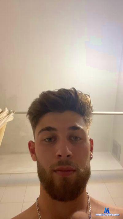 fran2064 cam4 bisexual performer from Argentine Republic  