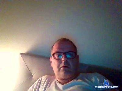 unpetitcal2 cam4 straight performer from French Republic livetouch tokenkeno 