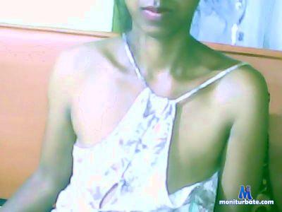 Daniellah03 cam4 bisexual performer from French Republic  