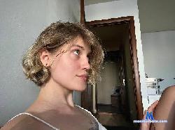 JadaBongivengo cam4 live cam performer profile