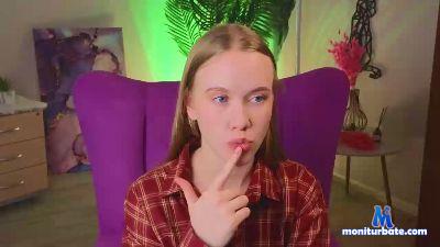 FeliceLaffin cam4 straight performer from French Republic striptease bigass femdom C2C schoolgirl cute spanking 