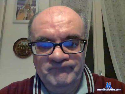 mikos058 cam4 straight performer from Republic of Italy  