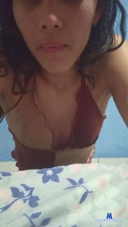 Brunalameo cam4 live cam performer profile