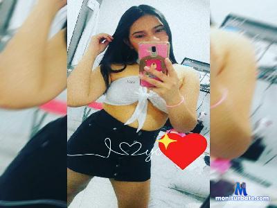 Marlli_connor cam4 bisexual performer from United States of America cum amateur blowjob anal smoke bigass squirt 