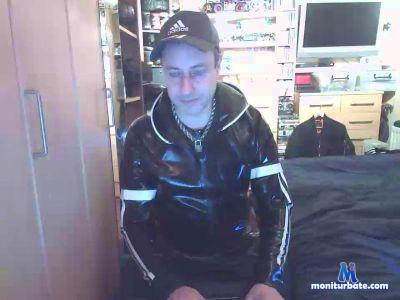 ptitebourgeoise cam4 bicurious performer from French Republic  