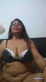 EmmaBradley cam4 livecam show performer room profile