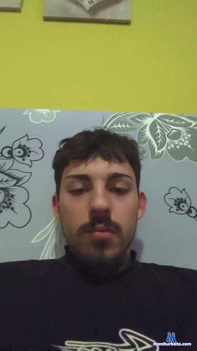 Giorgio_gigi cam4 straight performer from Republic of Italy  