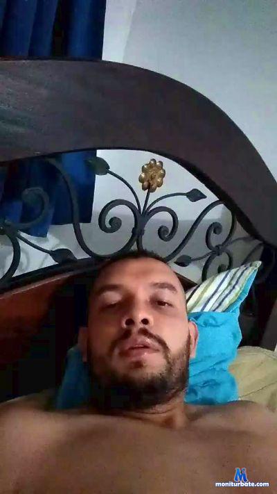 samuel2615 cam4 straight performer from Republic of Colombia  