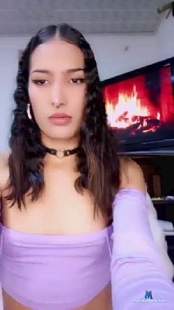 Lanna_horny cam4 live cam performer profile