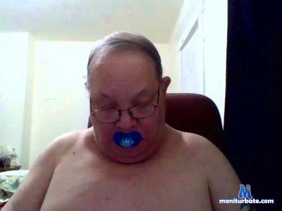 dboy0610 cam4 bicurious performer from United States of America  
