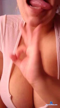 Tuumorocha cam4 live cam performer profile