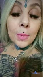 Francielle_ cam4 livecam show performer room profile