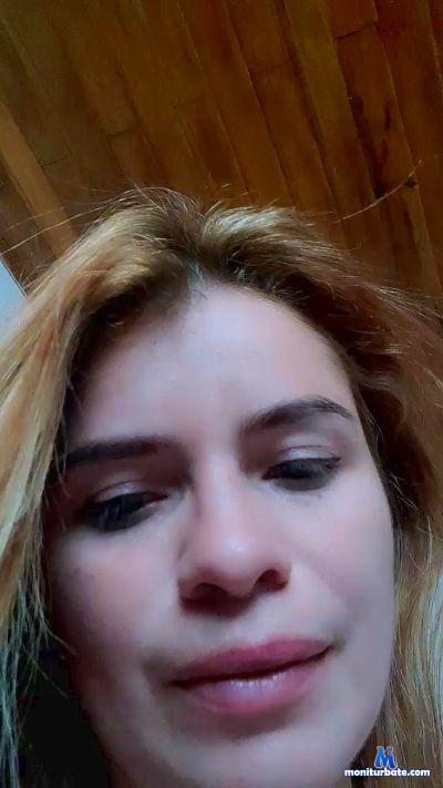 Levana_Saenz cam4 bisexual performer from Federal Republic of Germany  
