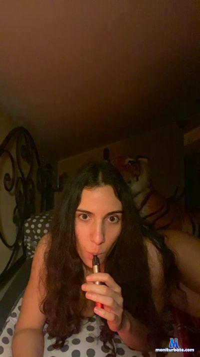 Mickyyxxx cam4 bisexual performer from Republic of Italy  