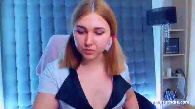aria118 cam4 bisexual performer from Republic of Italy  