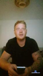 bighen123 cam4 livecam show performer room profile