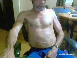 almcknn cam4 live cam performer profile
