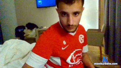 andy25_sexy cam4 bisexual performer from Kingdom of Spain  